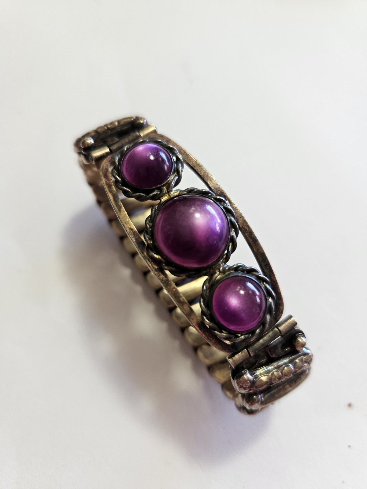 Rare 1940’s Lustern Bracelet With 3 Purple Amethyst Glass Cabochons