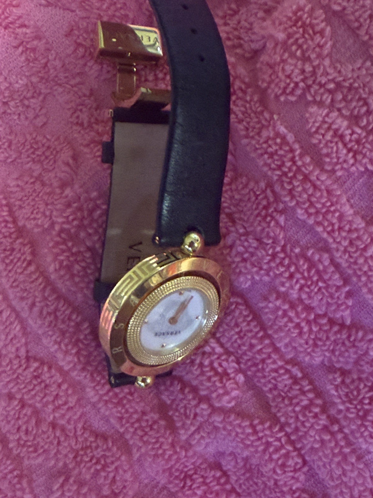 Versace VE7901924 Watch – No box– just watch Versace Swiss made