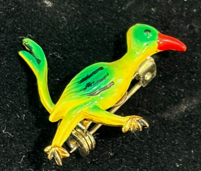 vintage Republic of Korea (ROK) enamel roadrunner bird brooch