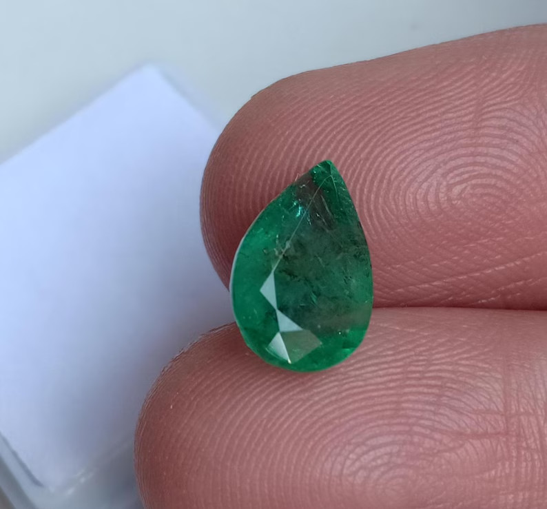 Top Quality Emerald Pear Shape Unheated Untreated Gemstone Ring Size 2.75 Ct