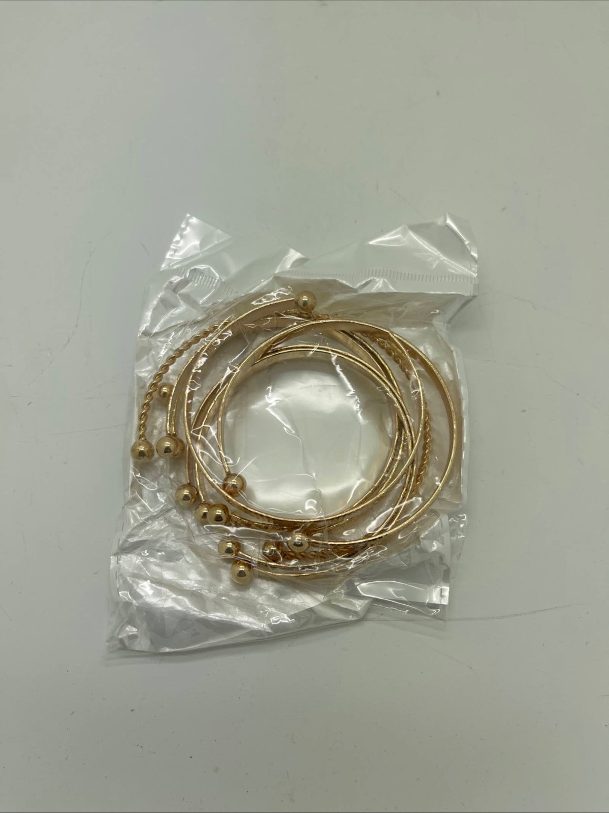 Set of 5 Bracelets: Roccolta Plastica – Sacchetto Gold Looking Unopened Pack NEW