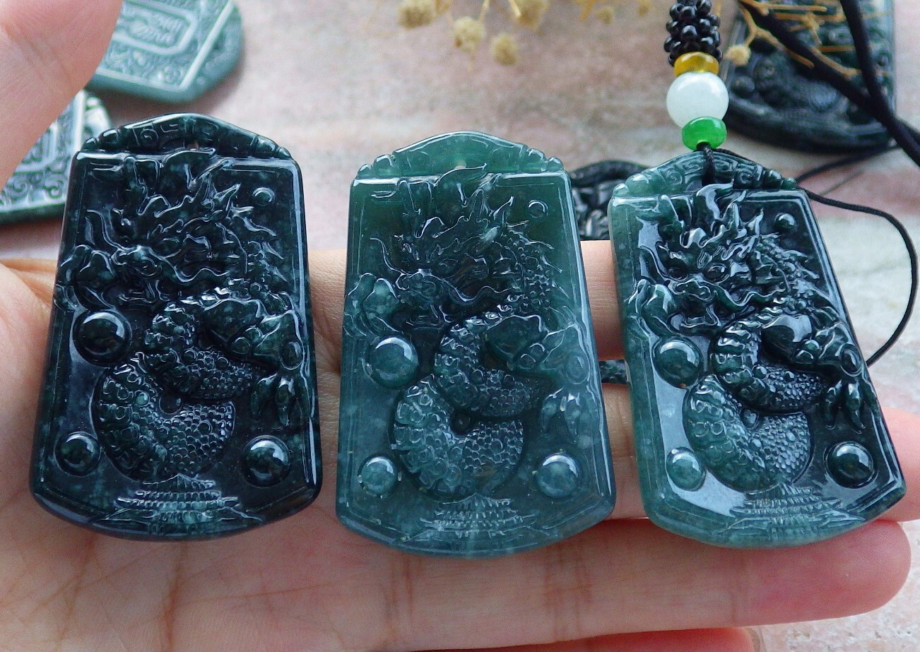 1Pcs Icy Green Burma Grade Natural A Jade jadeite Pendant Dragon Bead 龙 683097