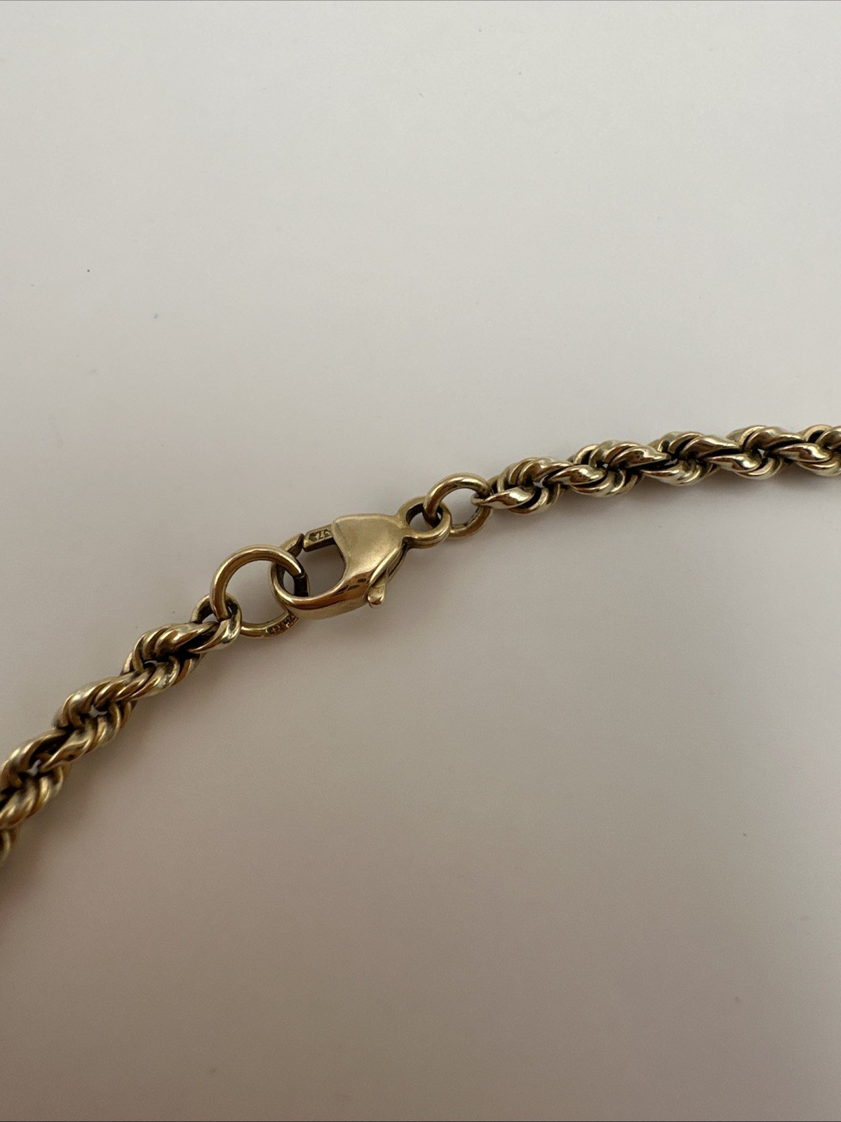 46.5cm 10.3g Vintage Hallmarked 9ct Rope Twist Chain Solid Gold Necklace 375 9K