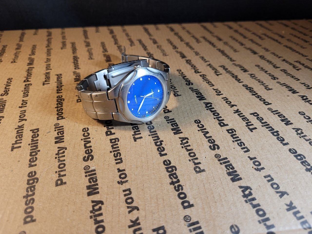 LORUS Mens Watch Steel Case Blue Dial Silver Tone Quartz 30m WR LR0367