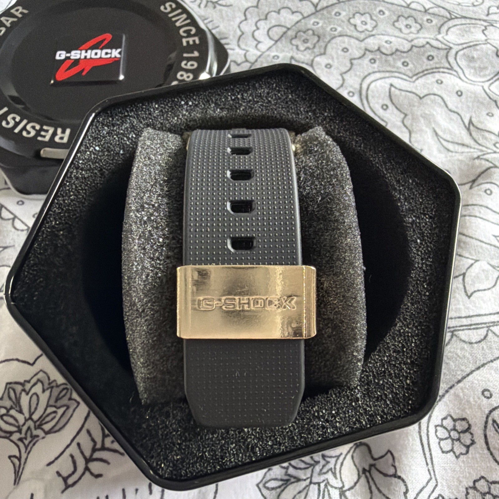 CASIO G-SHOCK GM-2100MG-1AJR “Moon Gold” Limited Edition Metal Cover Watch EXC+4