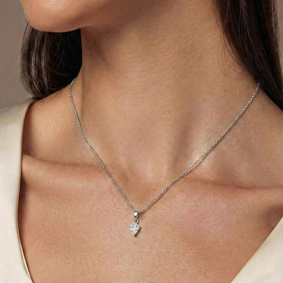 21 Ct Natural Brazilian Kite Shape White Zircon Pendant 925 Silver Gemstone