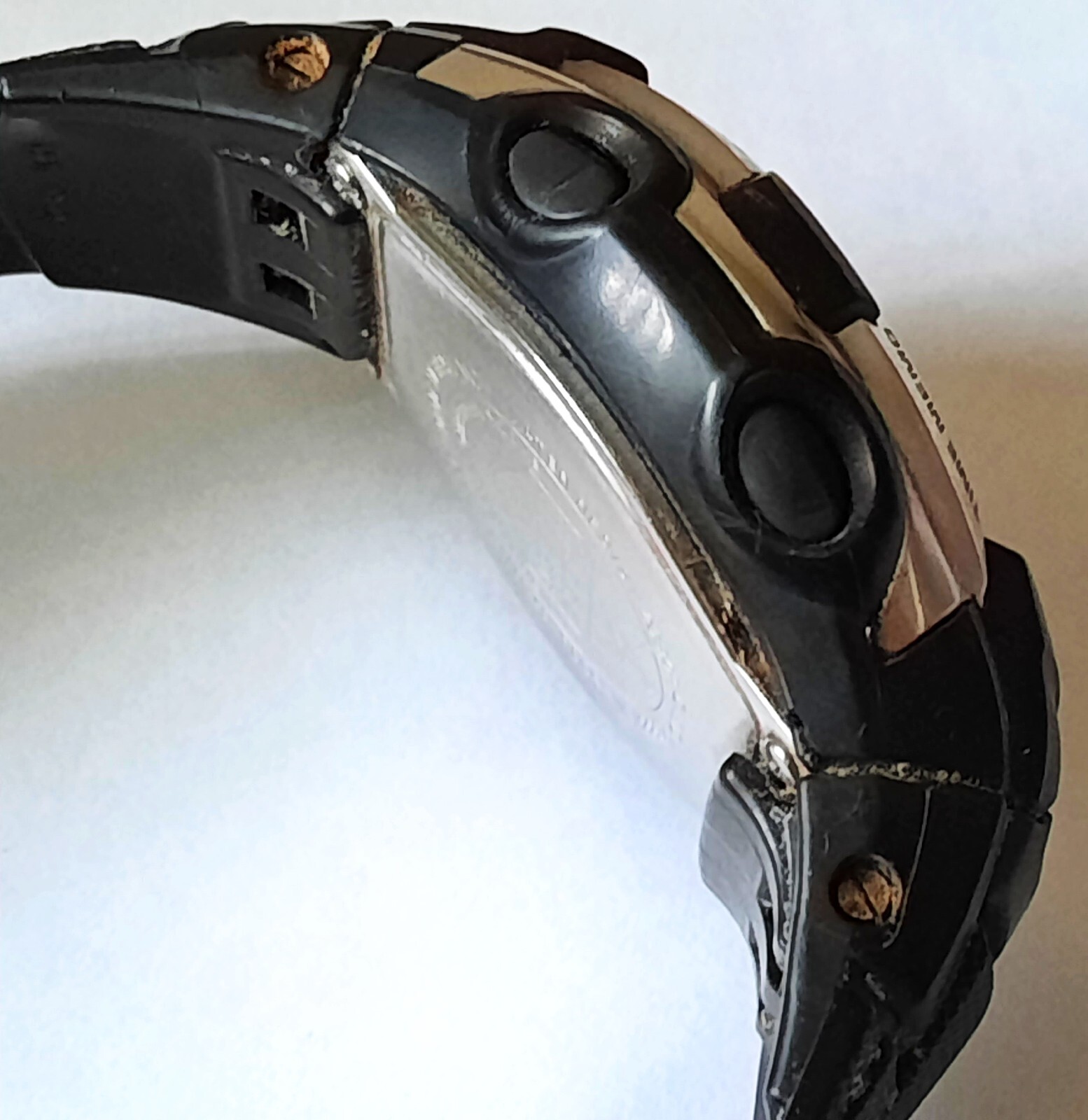 Casio G-Shock Atomic Solar LCD Display Quartz Watch: GW-500A
