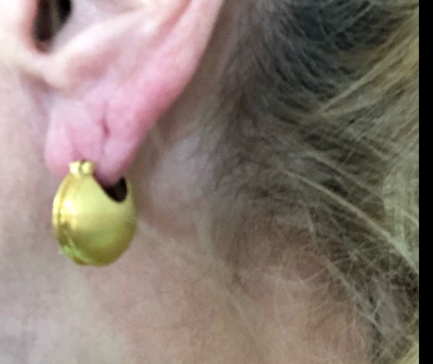 Elo7 Gold Electroplated Over Silver Chunk Half Moon Huggie Hoops Earrings