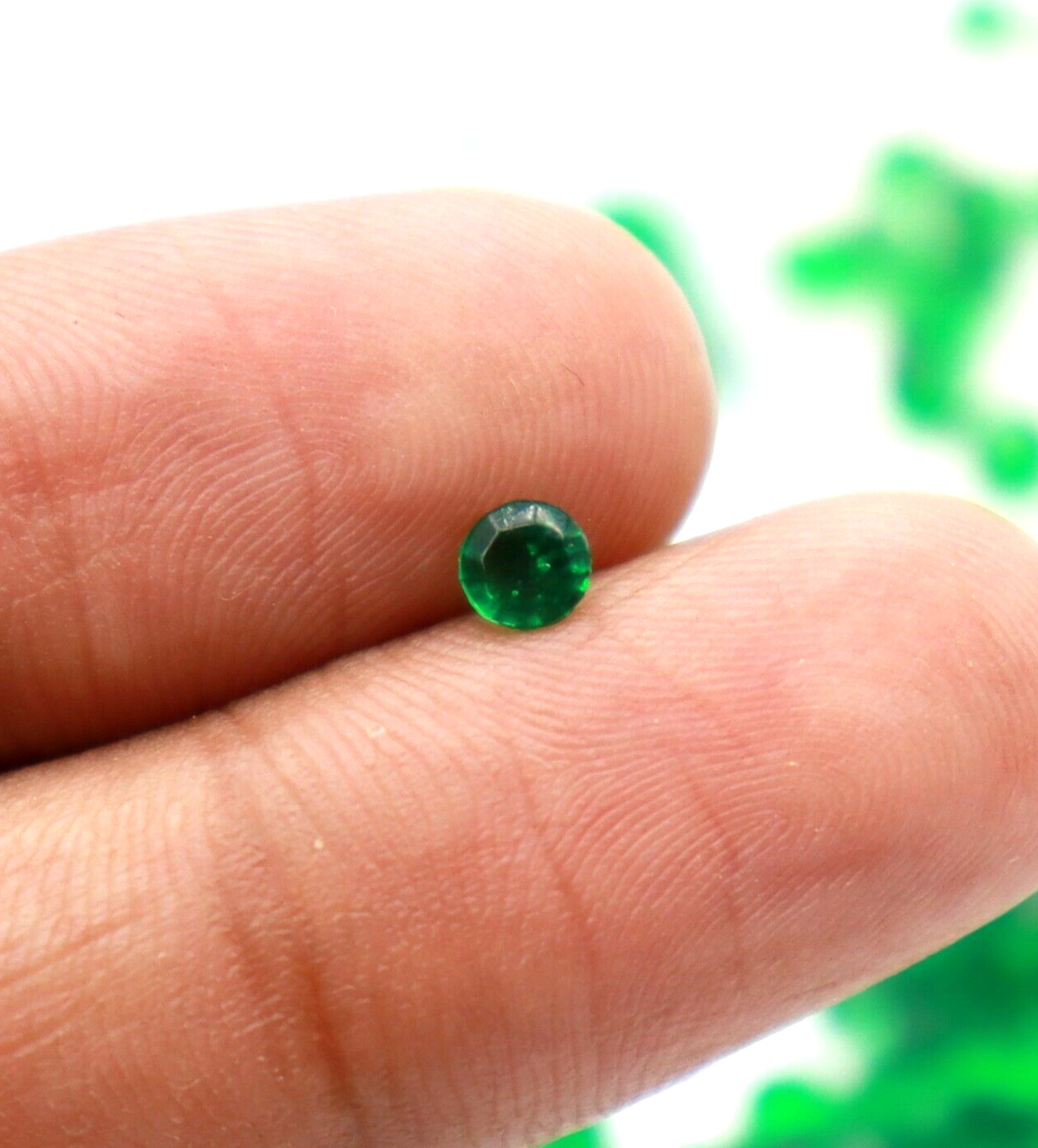 16pcs Round Cut 2 to 3 MM Natural Top Emerald Green Tsavorite Garnet