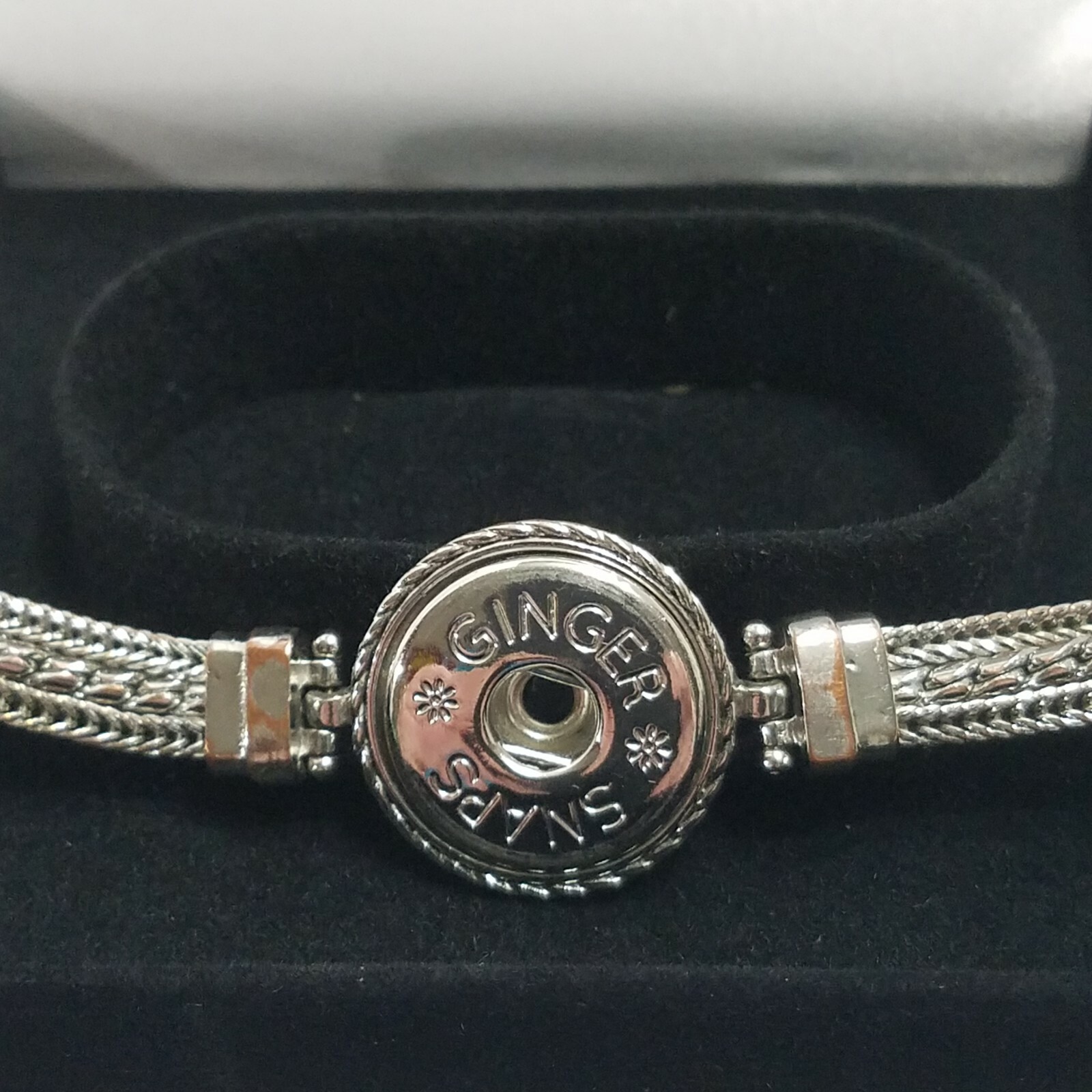 Ginger Snap 7″-9″ Adjustable Charm Bracelet Silvertone Copper No Charms