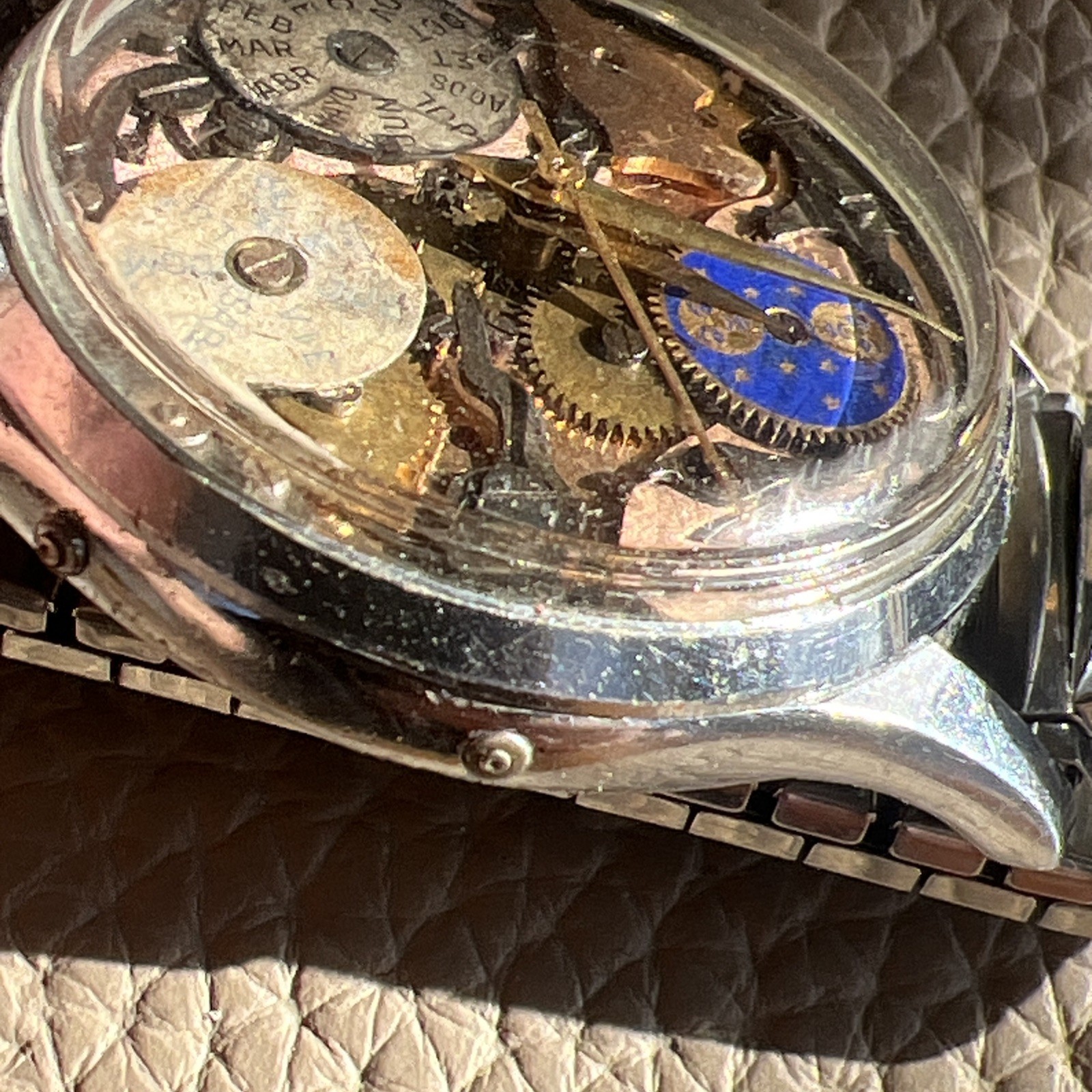 Vintage Men’s Valjoux 90 Triple Date MOONPHASE Large Case Project Running