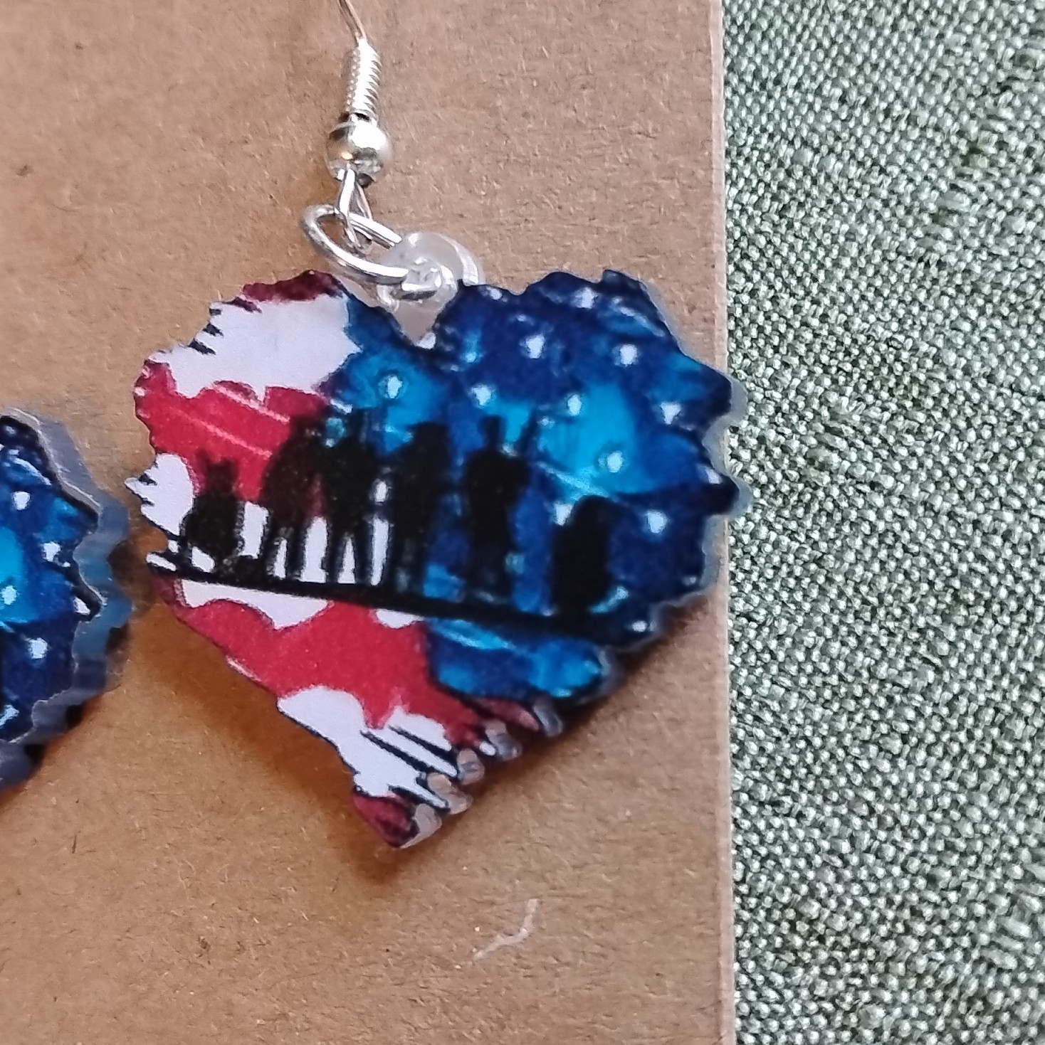 Patriotic Heart Acrylic Earrings. Happy 250th America! 6038
