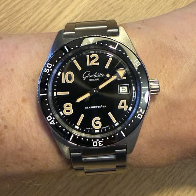 Glashütte Original SeaQ 39.5mm Black Dial Auto Date Diver Steel Bracelet up to8”