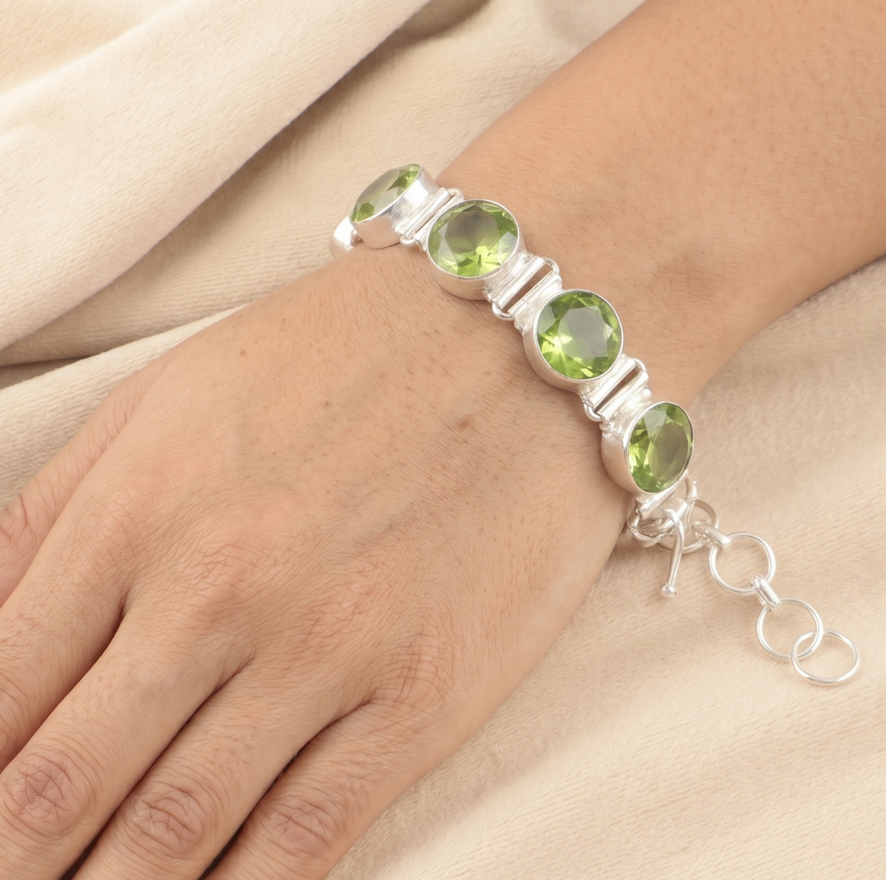 Peridot Gemstone 925 Sterling Silver Jewelry Handmade Bracelet 9″ Gift For Women