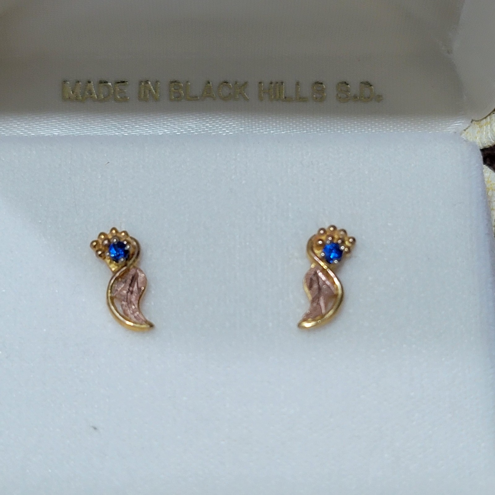 Landstrom’s 14K Gold And Blue Sapphires Earrings, Black Hills Gold, Certificate