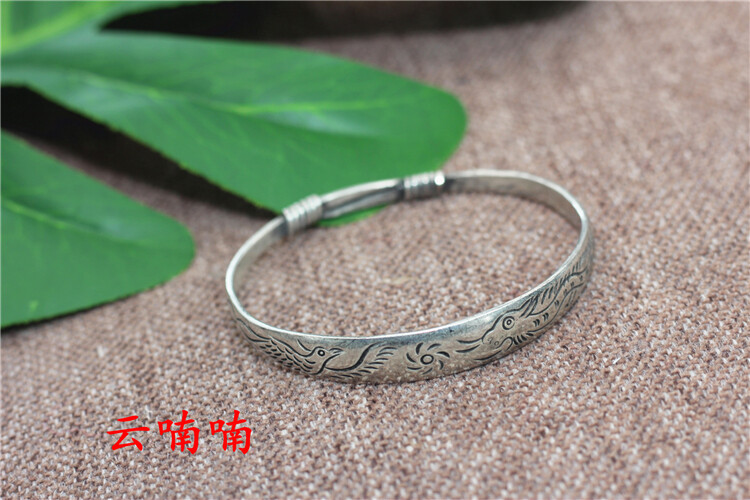 National wind literary retro folk Chinese handmade Miao silver bracelet 1piece