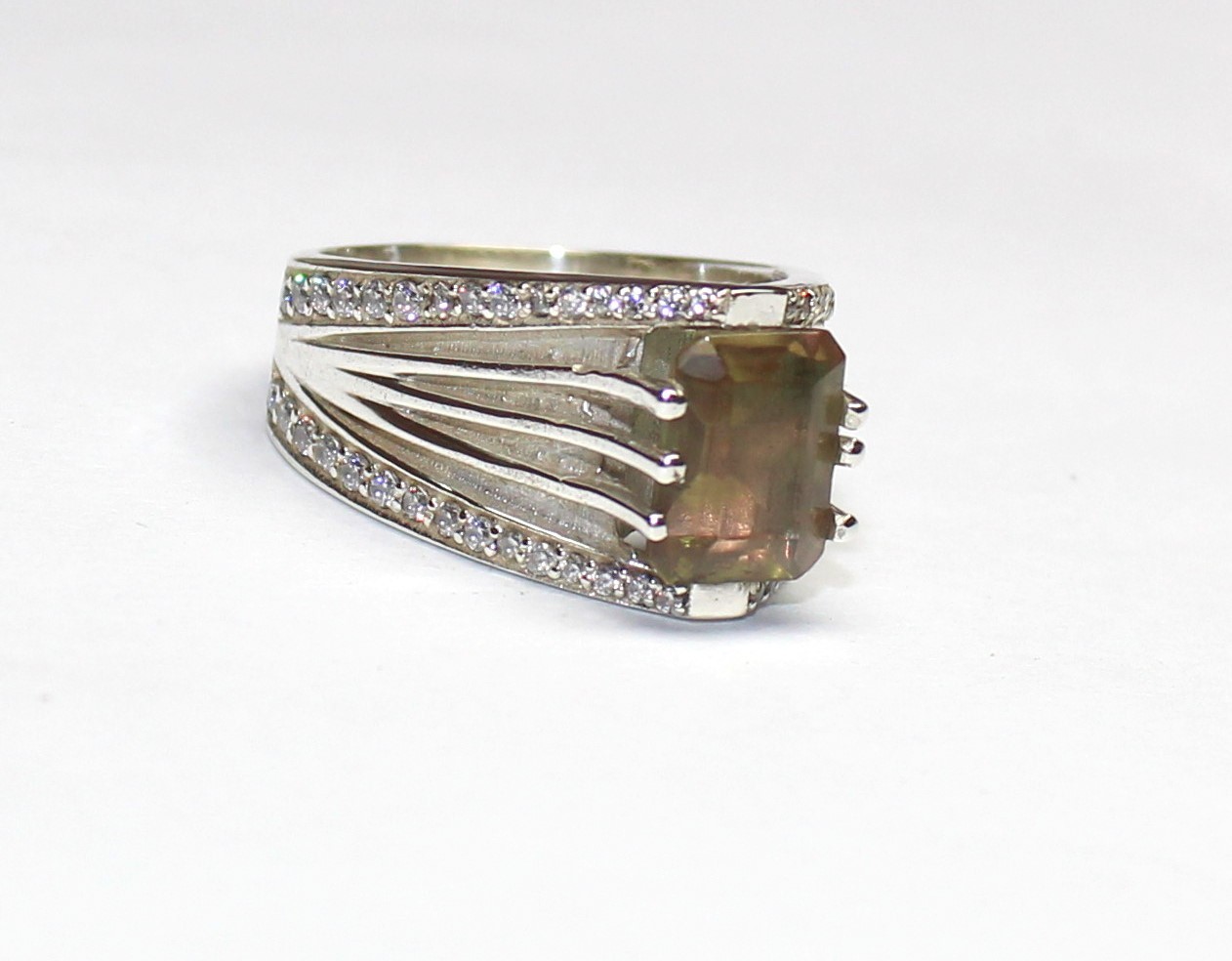 Genuinely Color Change Russian Zultanite Sterling Silver Ring, Alexandrite Ring