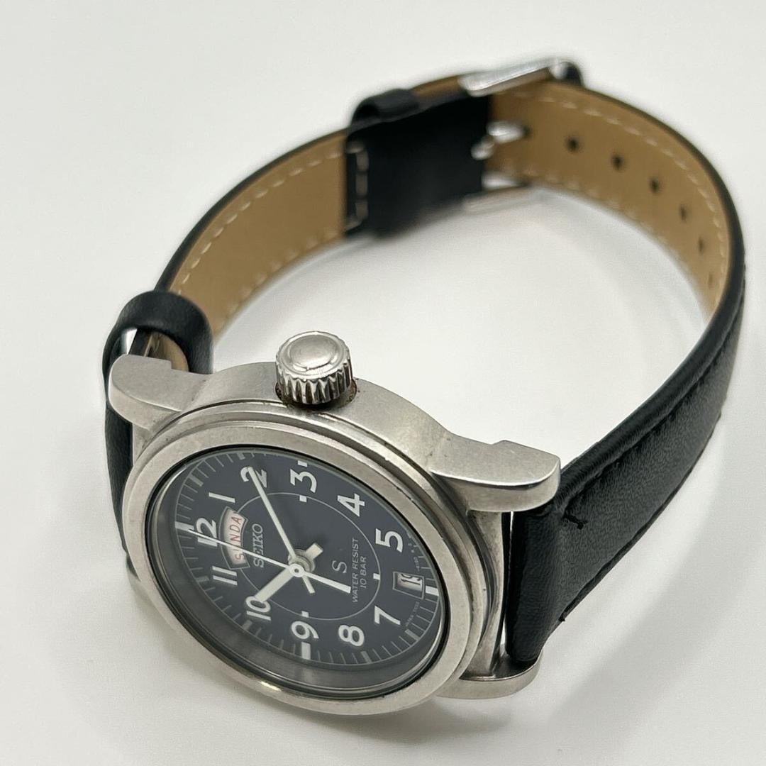 SEIKO SUS Day Date Quartz Watch Navy Dial 18.3cm 7.20in New Battery Running