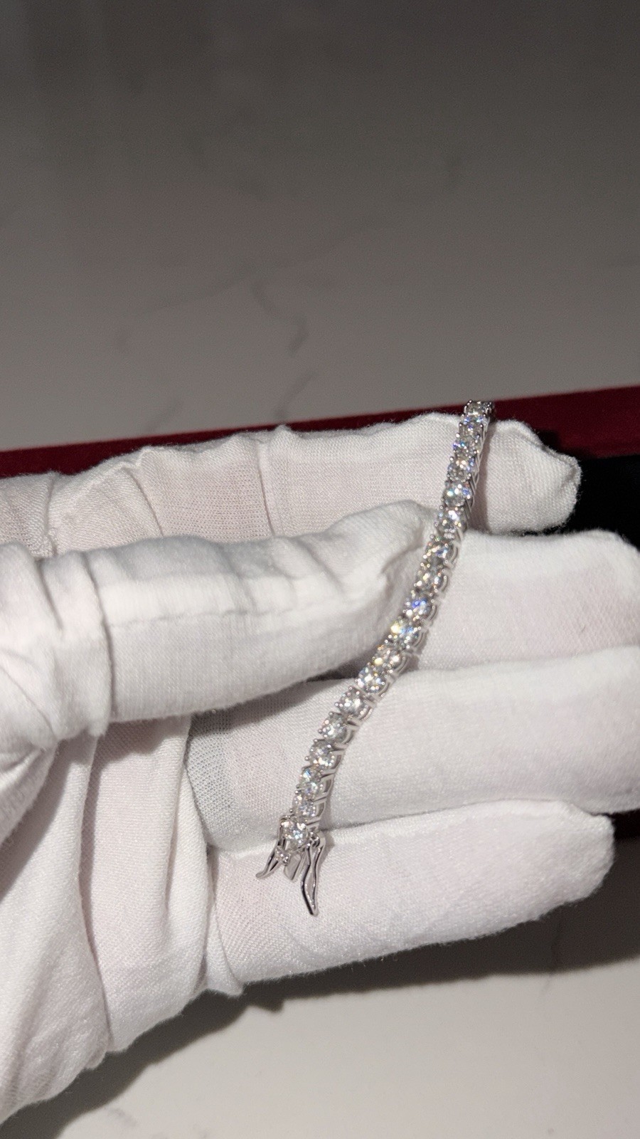 VVS1 GRA Certified Moissenite Tennis Bracelet Silver, Round 7″ 4MM