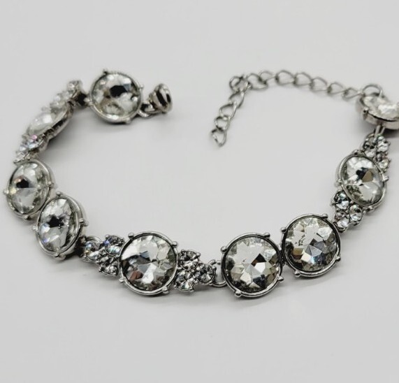 Crystal Bracelet rhinestone Silver Tone 9 in Statement Bridal Prom Wedding #B11