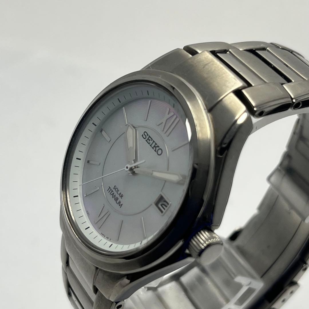 Seiko V147-0AC0 Solar Quartz Men Wristwatch Used
