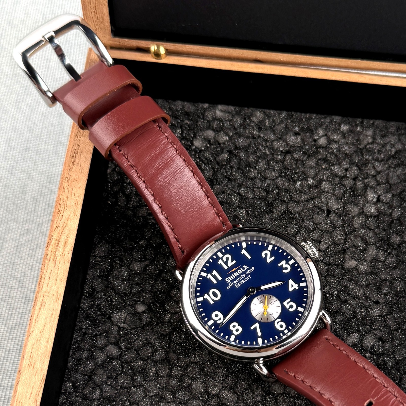 Shinola Runwell Watch 41mm Slate Blue Dial Argonite 1069 Men’s Watch S0120224035
