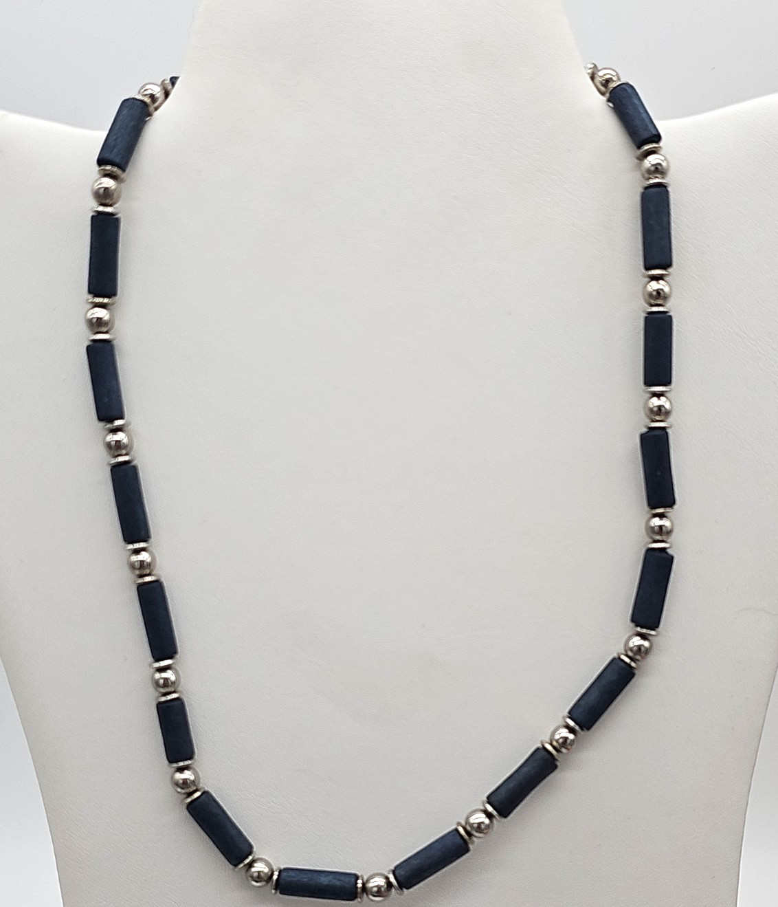 Panama Jack Necklace Silver Tone Beaded Blue Tube Lobster Clasp Retro Modernist