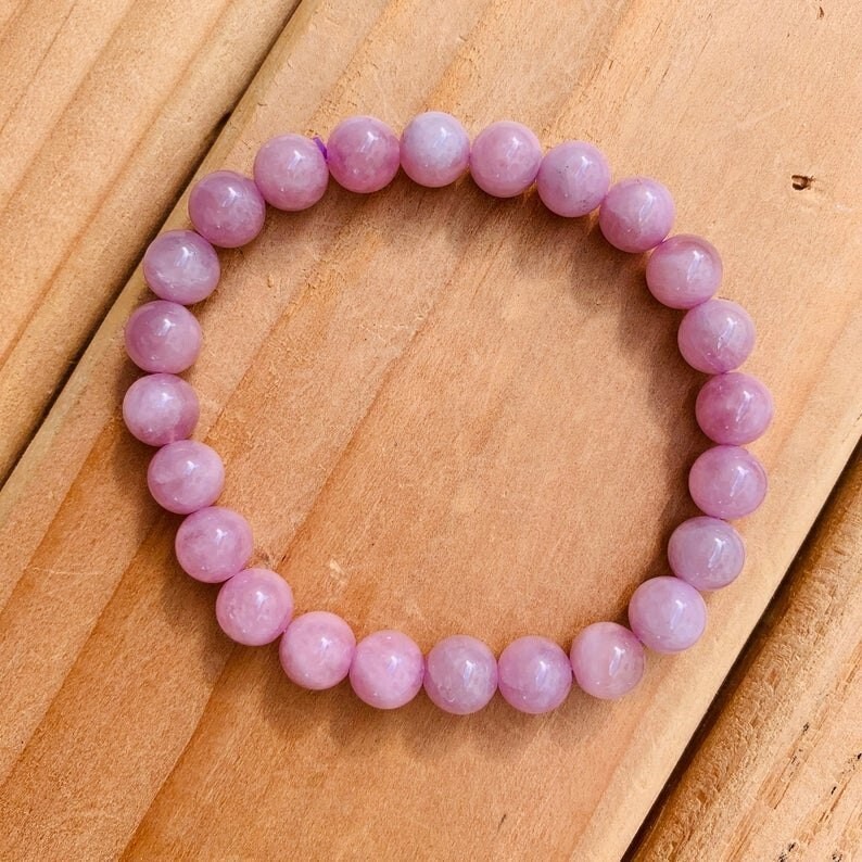 Wholesale 5 Pcs Natural Kunzite 8mm 6.7″ Crystal Healing Stretch Bracelet