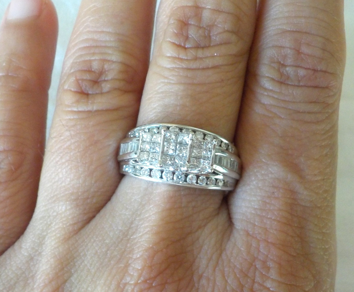Heavy 14k White Gold Mixed Cut Cluster Diamond Ring – 5.20 gms, Sz 6.75, 0.95 ct