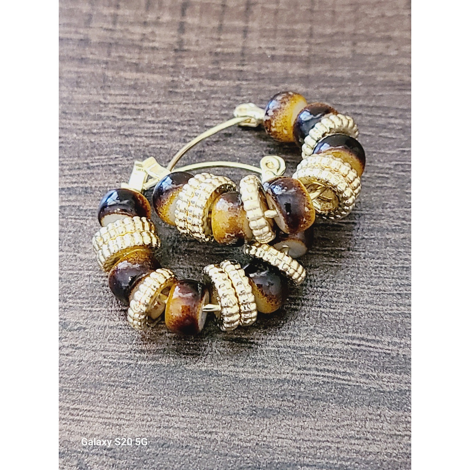 Gold Tone Beaded Hoop Earrings Brown Amber Earth Tone Latch Back 1 Inch