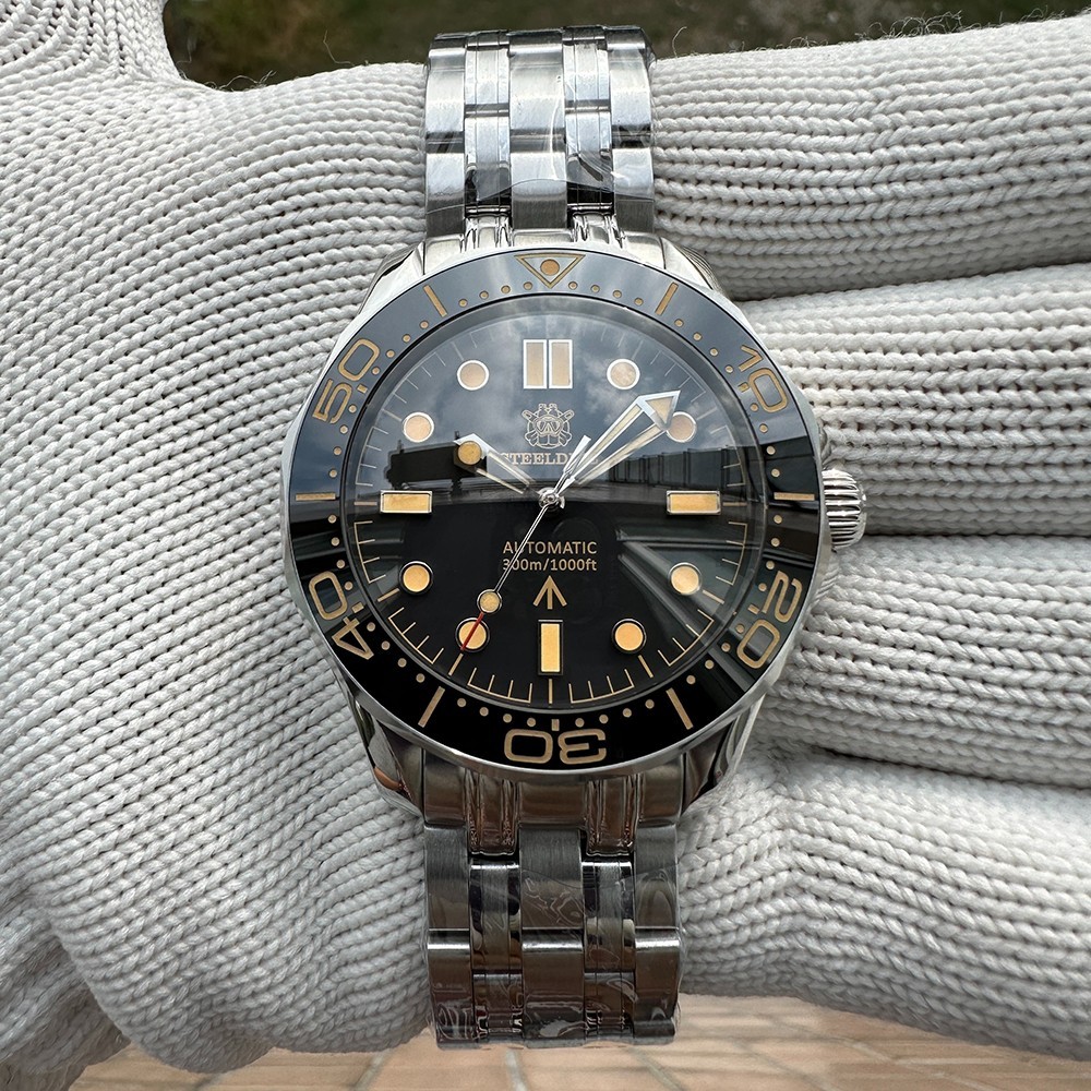 Steeldive SD1957 Vintage 300M Mechanical Diving Watch Sapphire NH35 24 Jewels