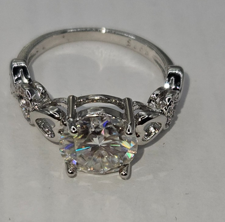 New 2ct Moissanite Ring Size 7 Sterling Silver Open Heart Band Solitaire Sparkle