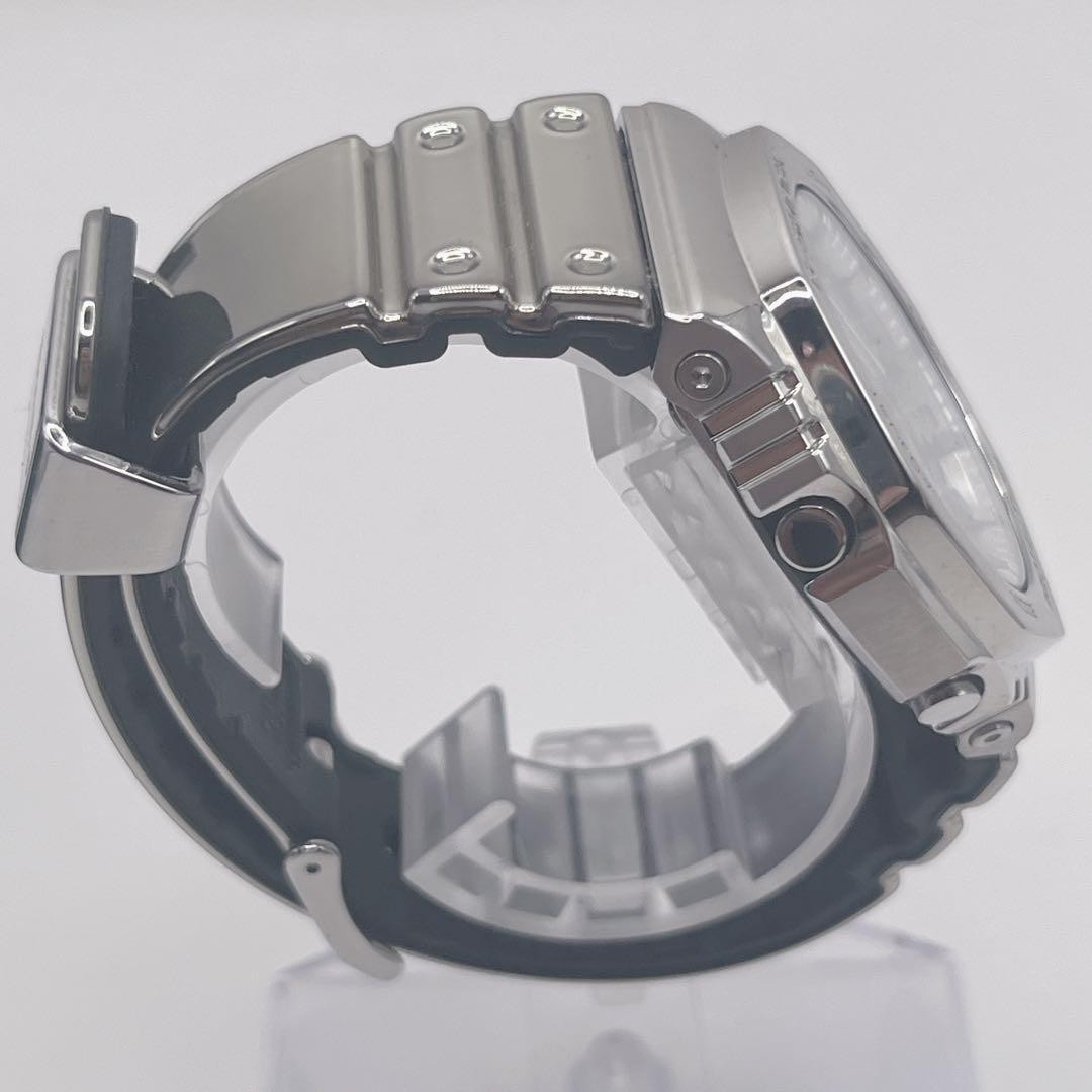 beautiful CASIO G SHOCK GM 2100 1AJF Metal with box operational