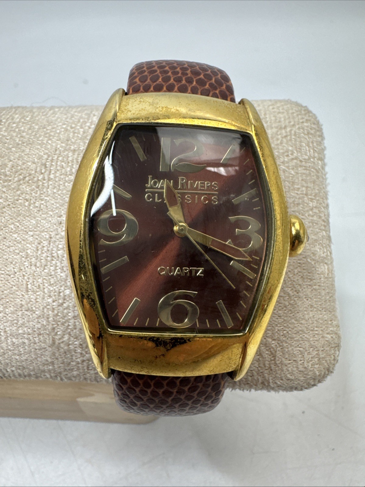 Vtg Joan Rivers Classics Watch Gold Tone Green Leather Open Cuff Bangle V377
