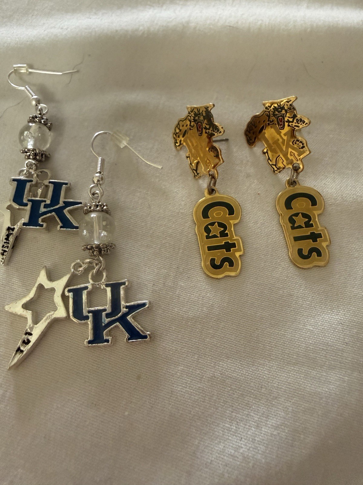 University Of Kentucky Wildcats Earrings NCAA Fan Gift Team College Two Pair