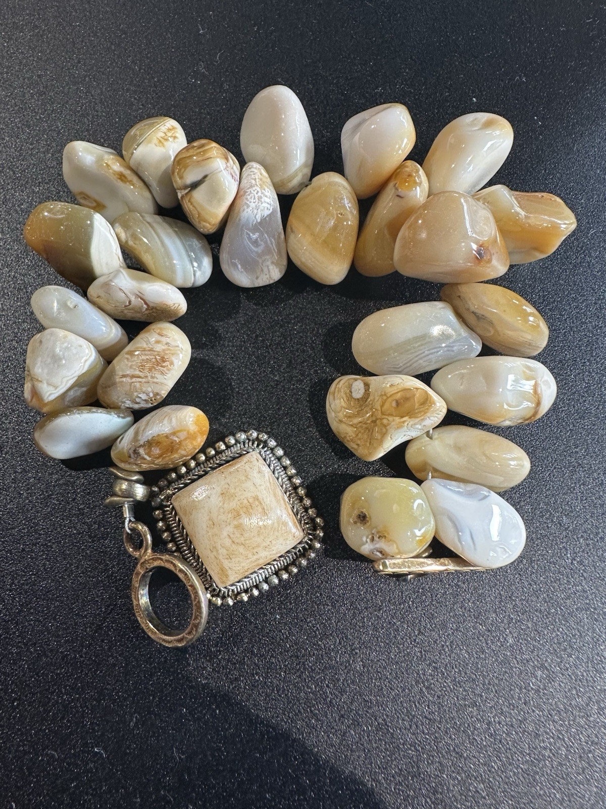VTG 7.5” Polished Stone Bracelet W/Square Scrollwork Pendant & Toggle Clasp