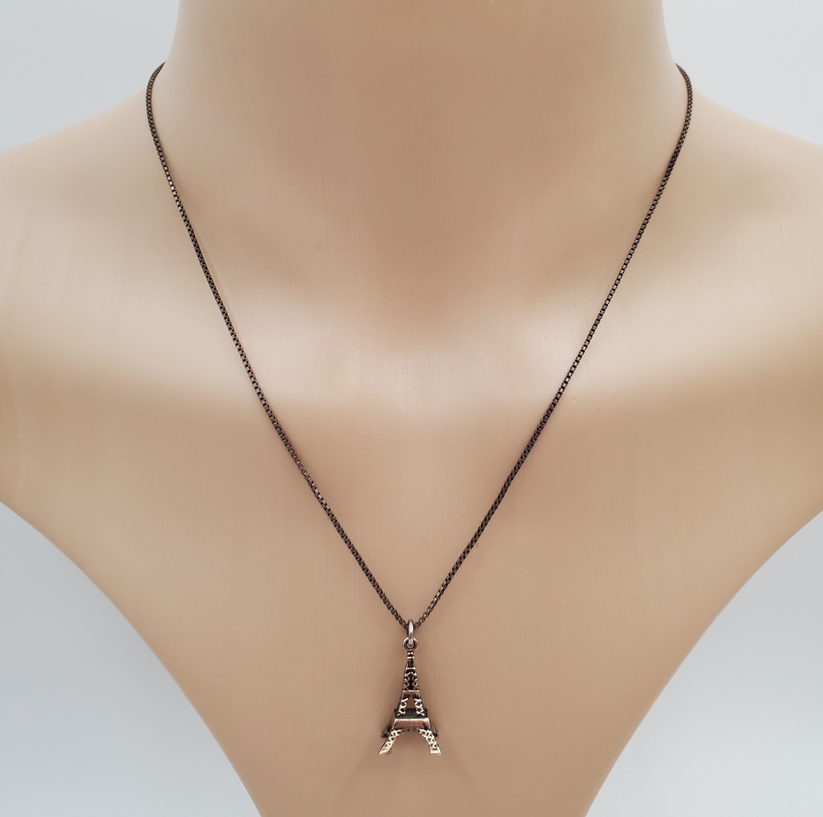 VTG 925 RCI 3d Eiffel Tower Necklace 18in Sterling Silver Box Chain 4g Paris