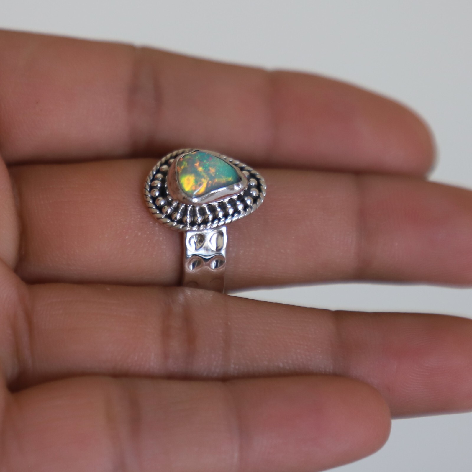 ETHIOPIAN OPAL NATURAL GEMSTONE 925 STERLING SILVER HANDMADE JEWELRY RING 3 TO12