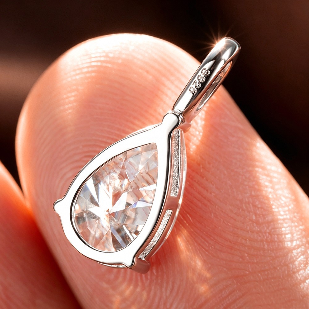 2/3ct Real Pear Cut Moissanite Women Pendant Necklace 925 Sterling Silver Chain
