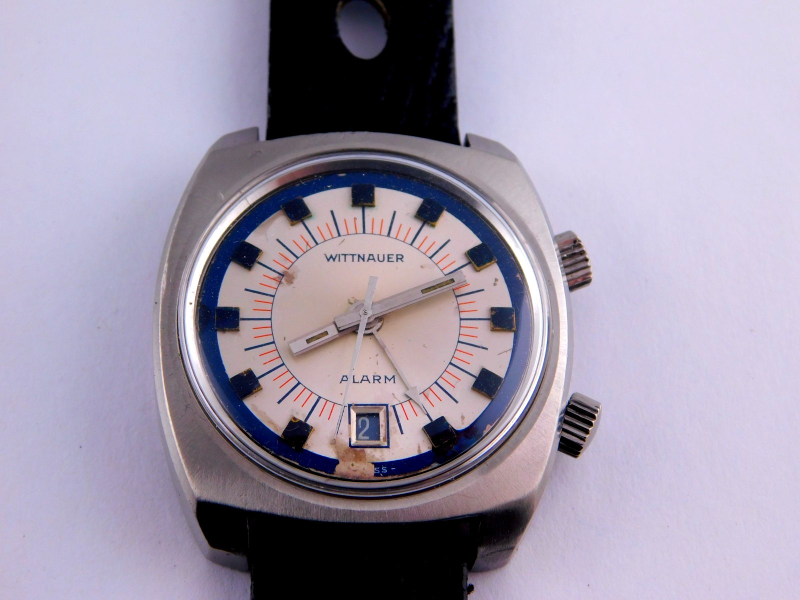 VINTAGE WITTNAUER WRIST ALARM 17J SWISS MENS WRISTWATCH SERVICED W/BOX C.1970
