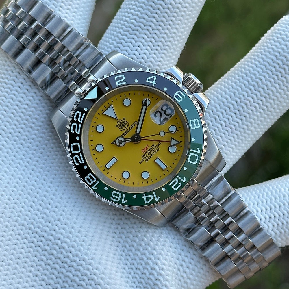 STEELDIVE SD1993 Mens 300M Automatic Dive Watch NH35 Steel Yellow