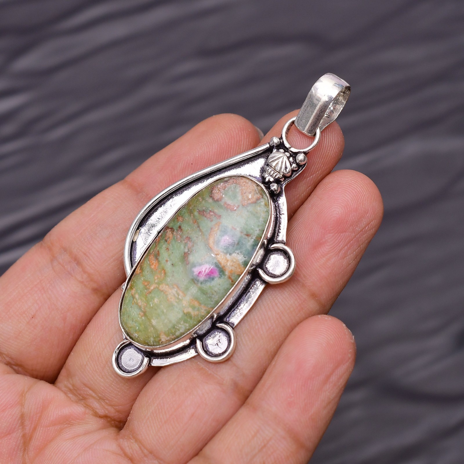 Ruby Fuchsite Gemstone 925 Sterling Silver Jewelry Pendant 2.44″