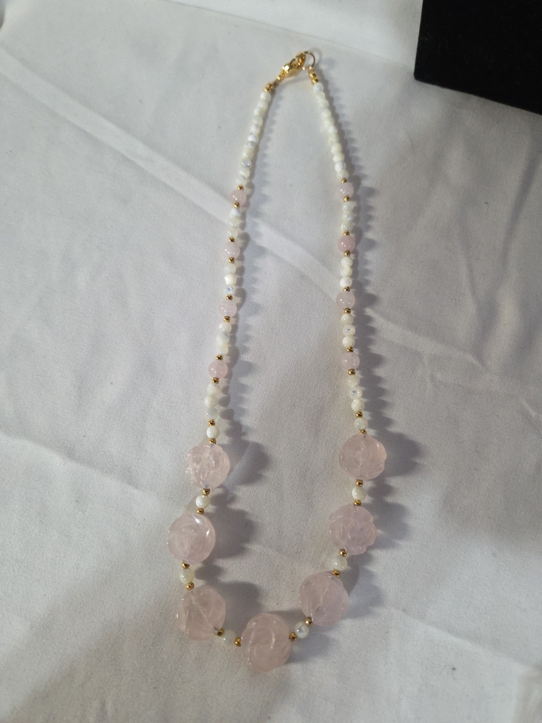 Louis Sinclair Carved Rose Quartz & Coral Necklace – 16″ (890)