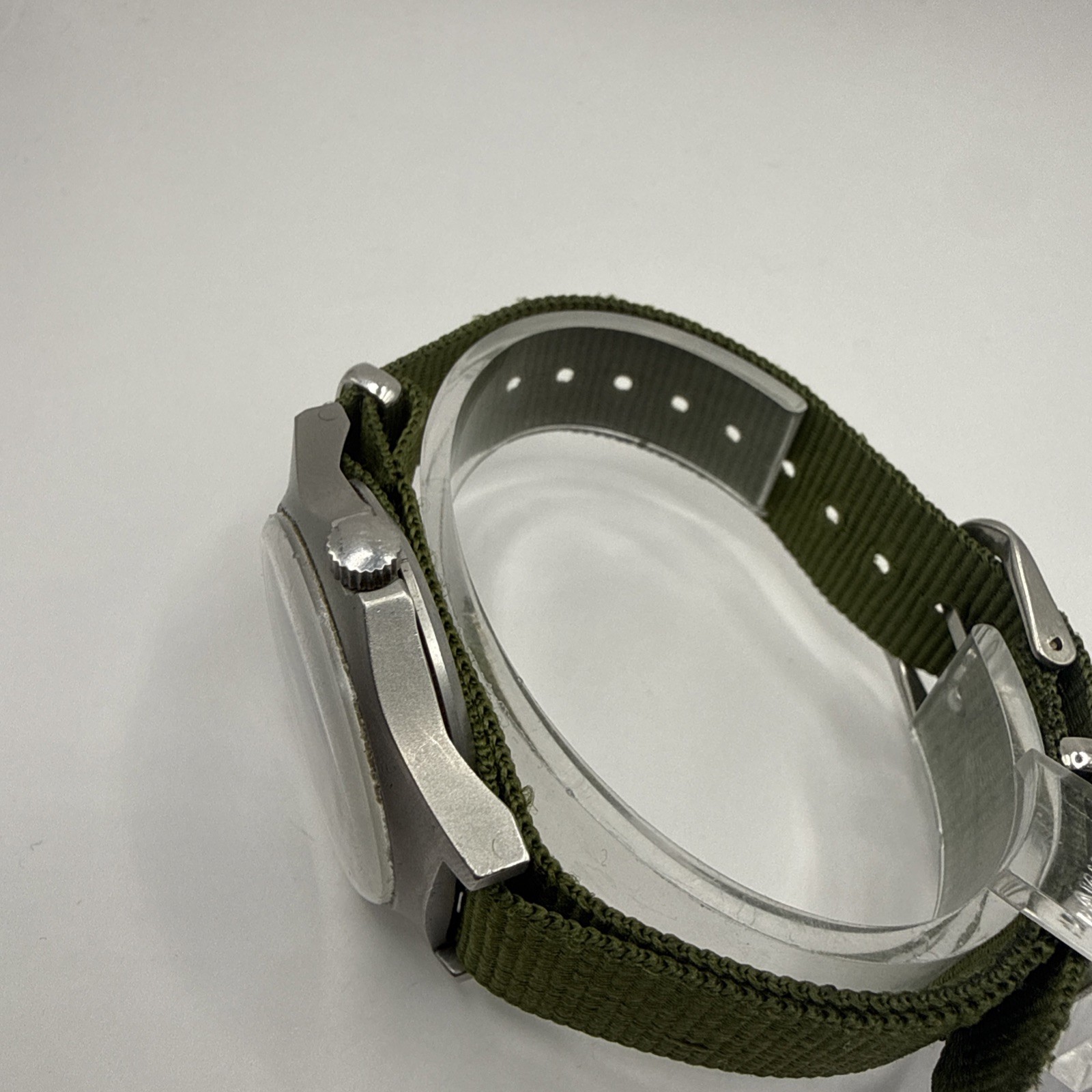 CWC G10 Military Watch 1991 Royal Navy Issue W10/6645-99 British Army Quartz