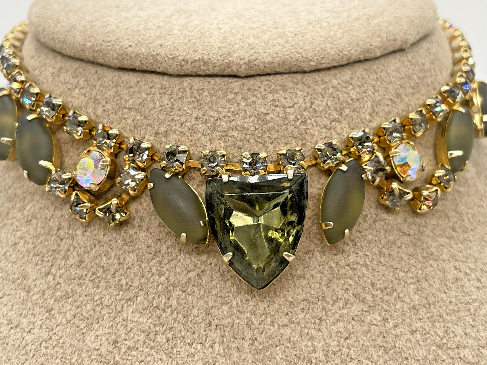 VTG Juliana style Frosted Green open back glass AB rhinestone choker Necklace