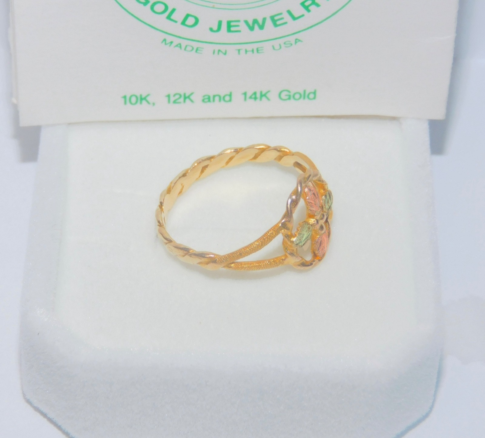 Black Hills Gold 10k Braided Frame Four Leaves Ring Size 9 1/4