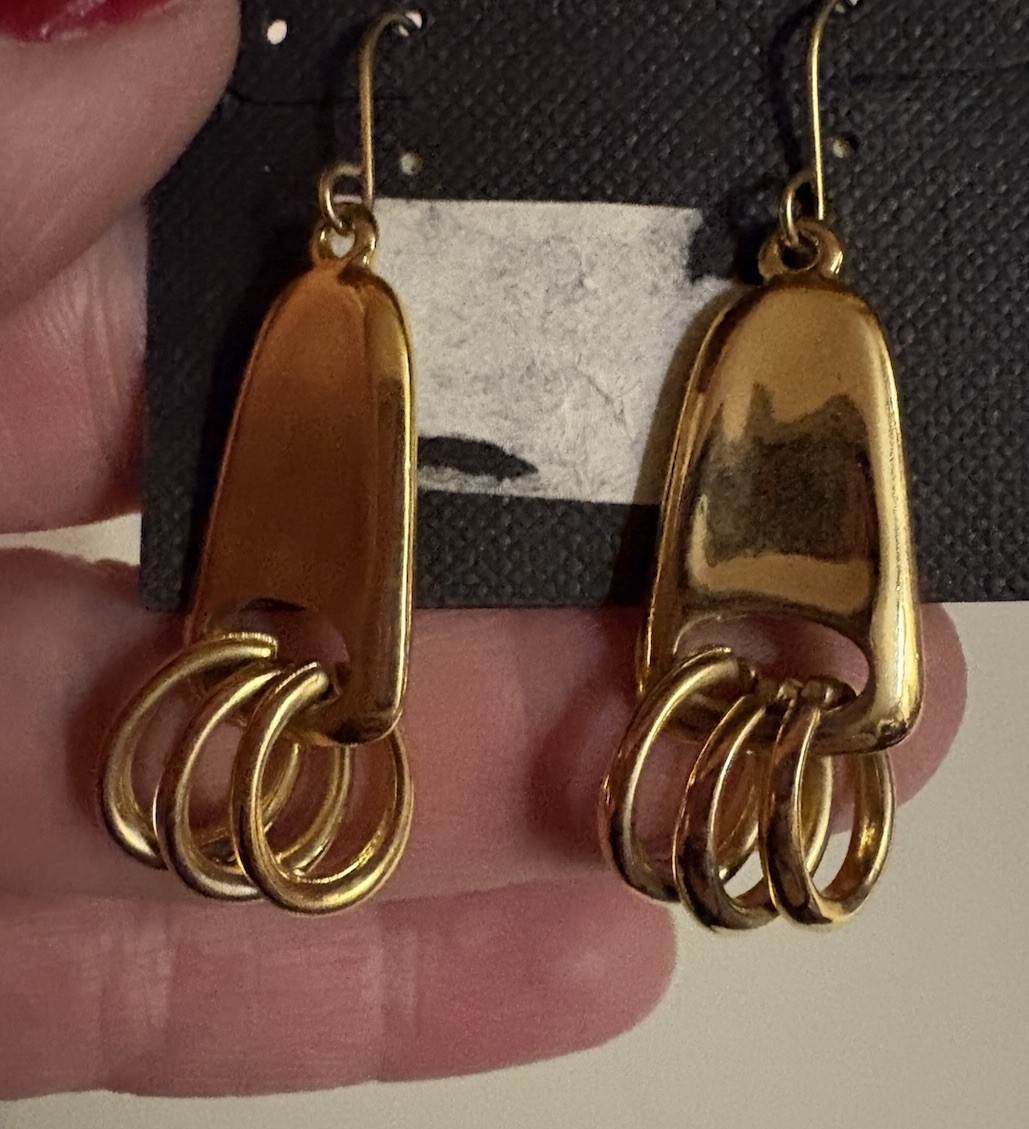 Vintage Braun Dangle Gold Tone Triple Ring Pierced Earring