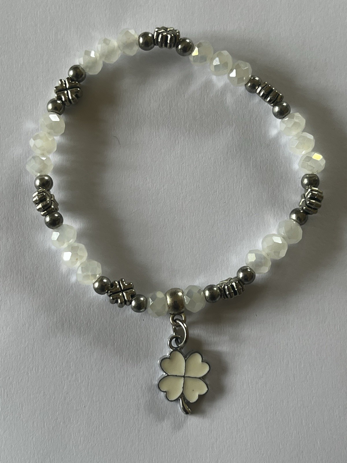 2 Stretch Bracelets Bundle Chakra Tree of Life & White Crystal Clover Unworn