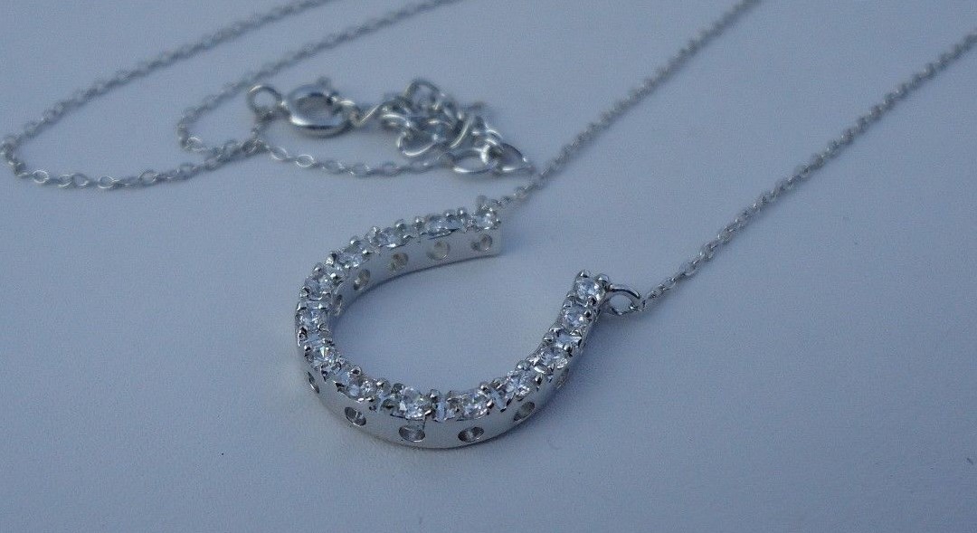 925 STERLING SILVER DESIGNERS “HORSE SHOE”NECKLACE PENDANT SIMULATED DIAMONDS