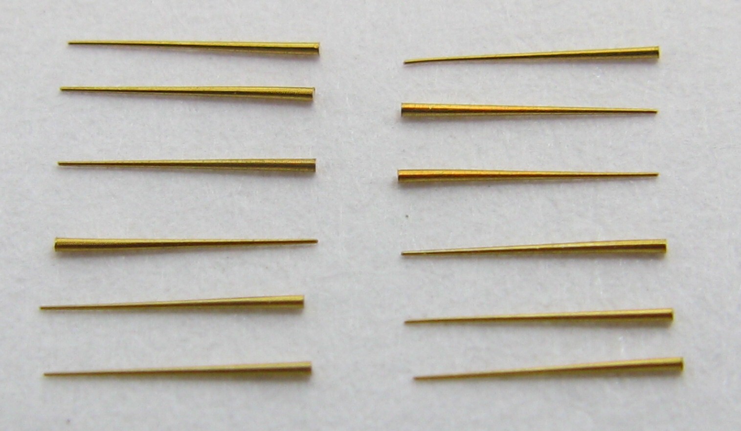 tool for watchmaker bench 12 conical pins for hairspring in brass 0.2 – 0.1 mm